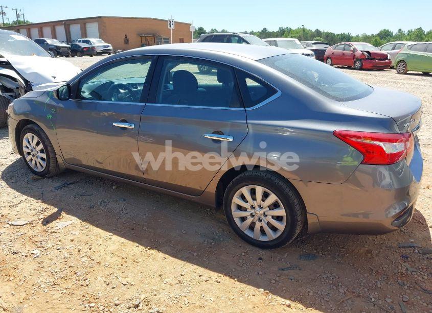 Photo 14 of 2016 Nissan Sentra S (VIN 3N1AB7AP5GY328892)
