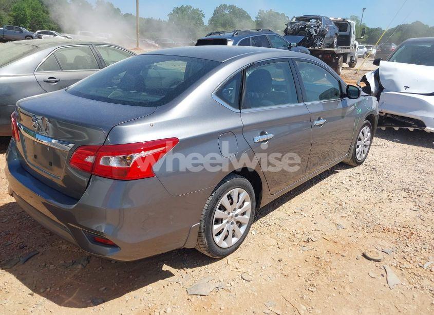 Photo 4 of 2016 Nissan Sentra S (VIN 3N1AB7AP5GY328892)