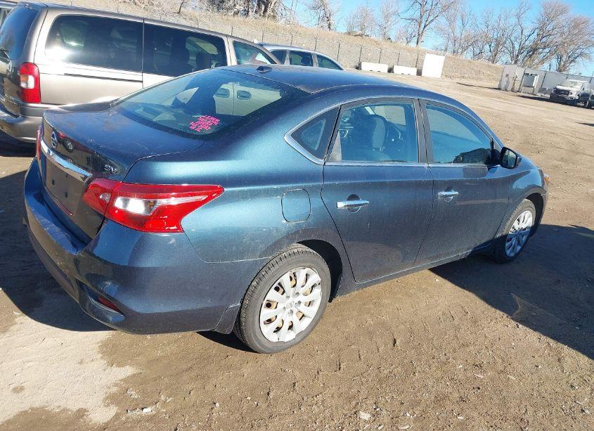 Photo 4 of 2016 Nissan Sentra SV (VIN 3N1AB7AP5GY331128)