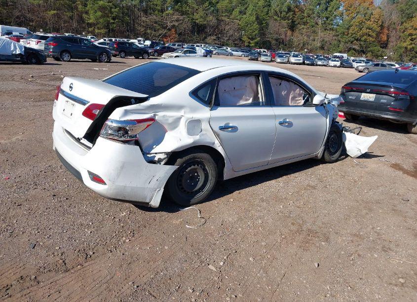 Photo 4 of 2016 Nissan Sentra S (VIN 3N1AB7AP5GY335633)