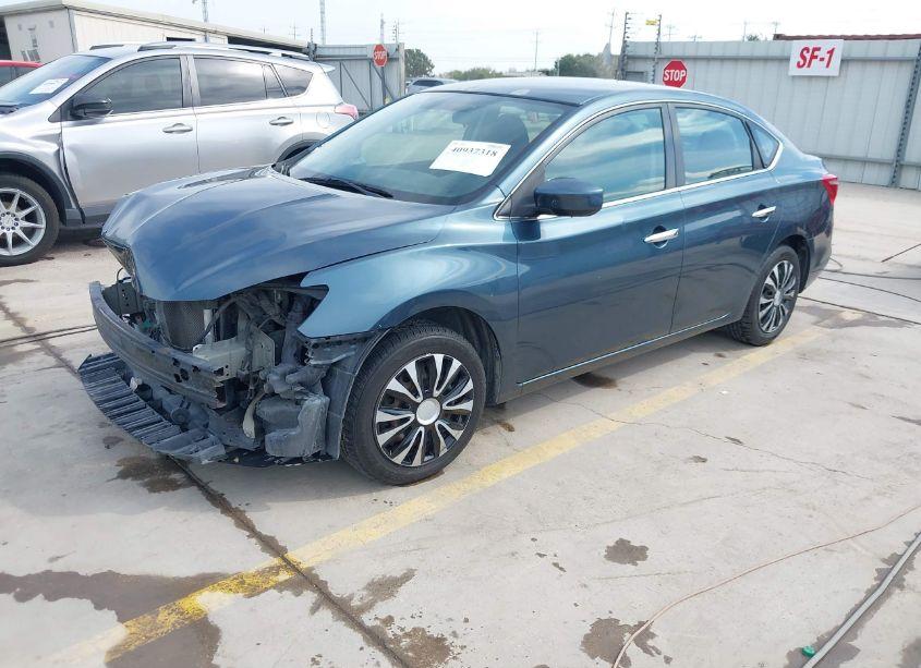 Photo 2 of 2016 Nissan Sentra SV (VIN 3N1AB7AP5GY336961)