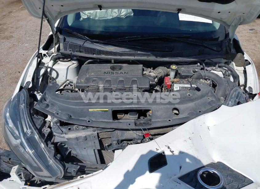 Photo 10 of 2017 Nissan Sentra SV (VIN 3N1AB7AP5HL642735)