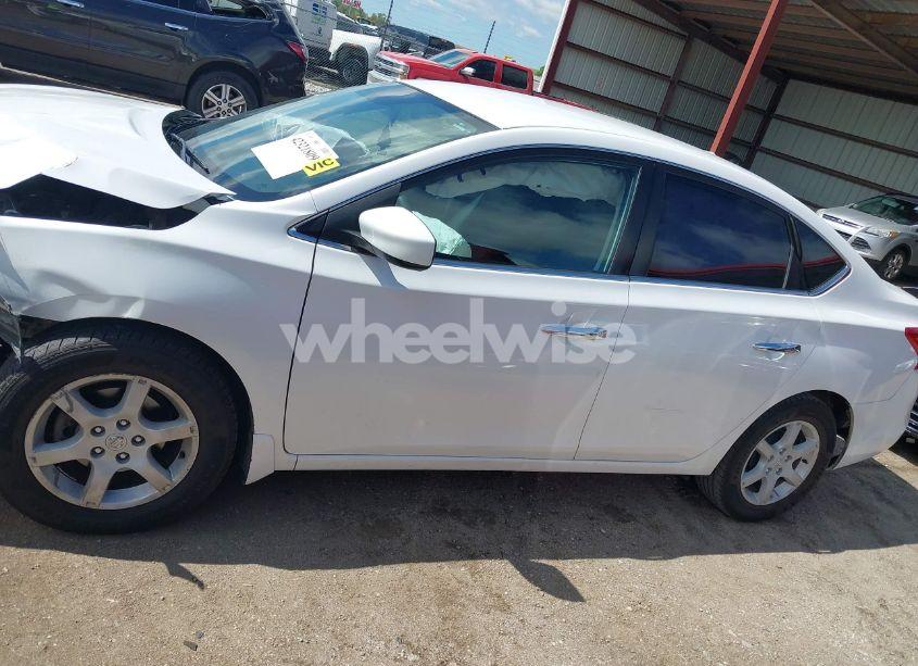 Photo 15 of 2017 Nissan Sentra SV (VIN 3N1AB7AP5HL642735)