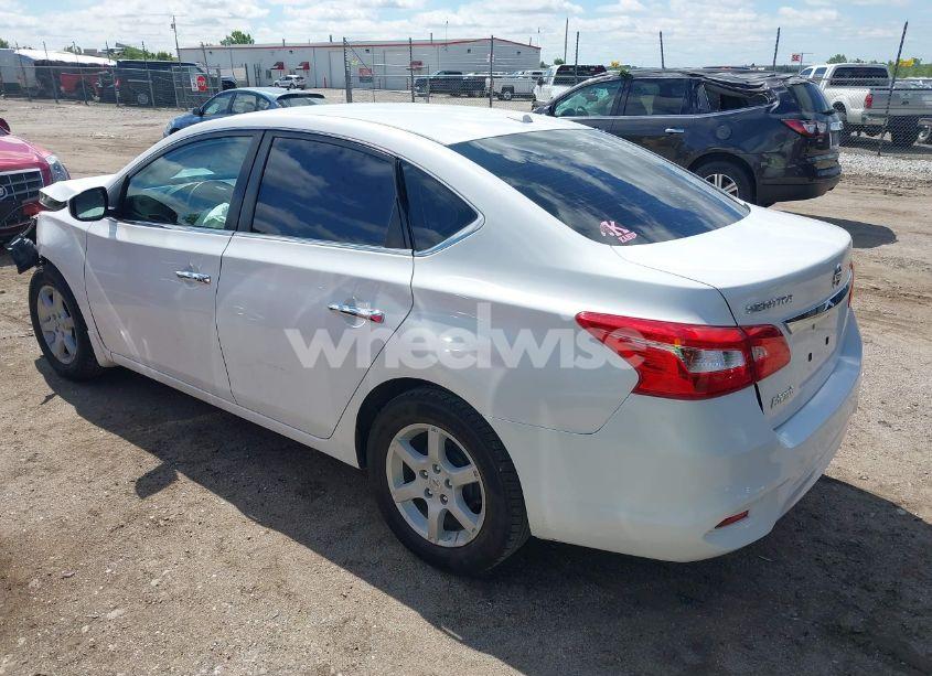 Photo 3 of 2017 Nissan Sentra SV (VIN 3N1AB7AP5HL642735)