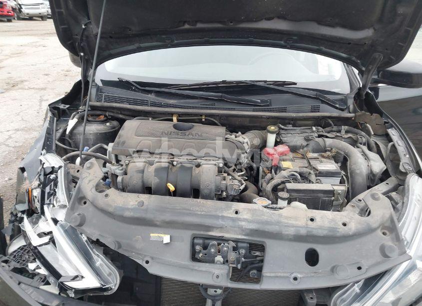 Photo 10 of 2017 Nissan Sentra SV (VIN 3N1AB7AP5HL701752)