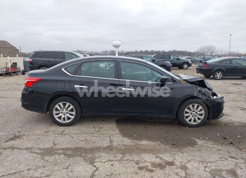 Photo 13 of 2017 Nissan Sentra SV (VIN 3N1AB7AP5HL701752)
