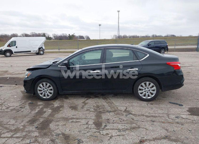 Photo 14 of 2017 Nissan Sentra SV (VIN 3N1AB7AP5HL701752)