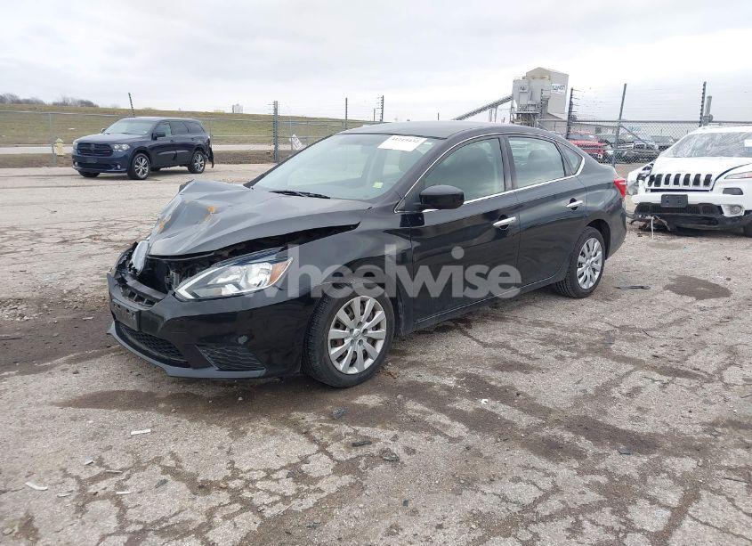 Photo 2 of 2017 Nissan Sentra SV (VIN 3N1AB7AP5HL701752)