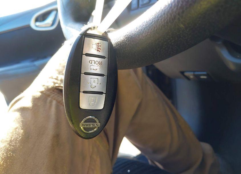 Photo 11 of 2017 Nissan Sentra SV (VIN 3N1AB7AP5HL723329)