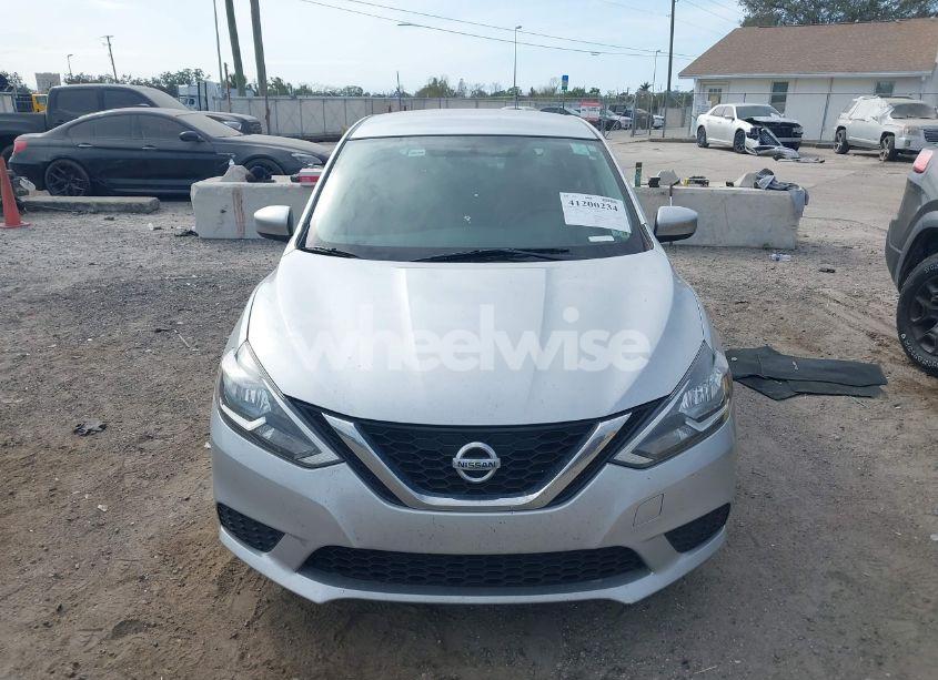 Photo 12 of 2017 Nissan Sentra S (VIN 3N1AB7AP5HY204672)