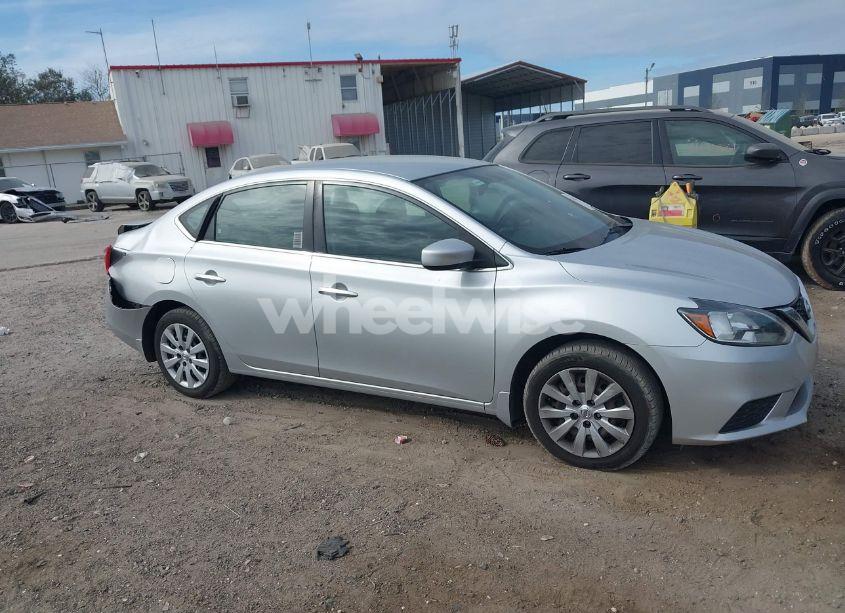 Photo 13 of 2017 Nissan Sentra S (VIN 3N1AB7AP5HY204672)