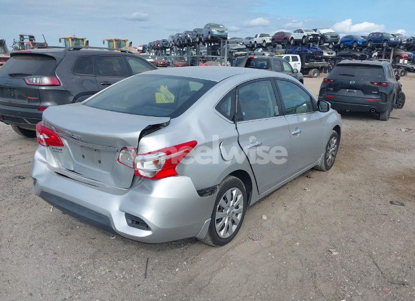 Photo 4 of 2017 Nissan Sentra S (VIN 3N1AB7AP5HY204672)