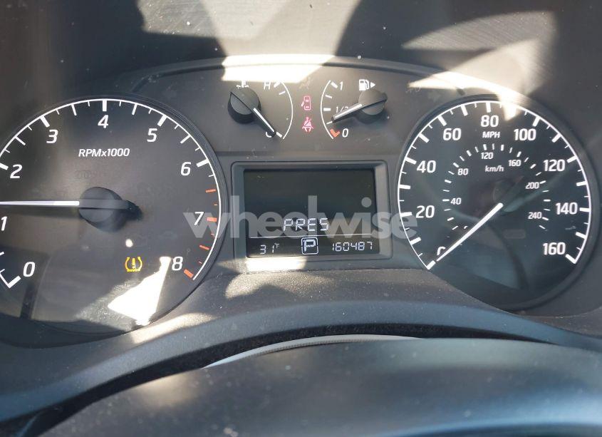 Photo 7 of 2017 Nissan Sentra S (VIN 3N1AB7AP5HY206437)