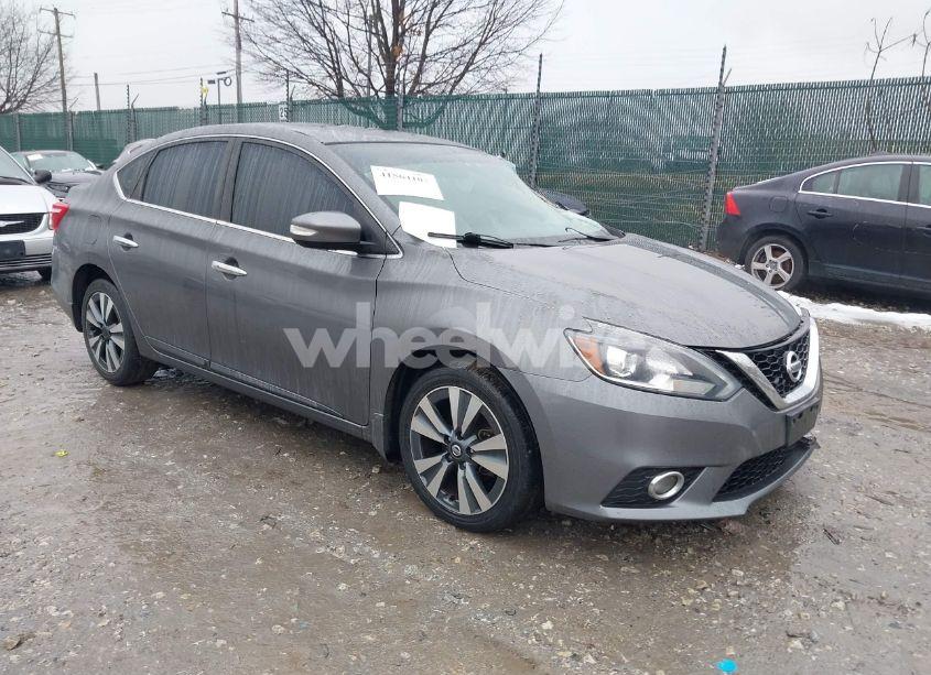 2017 Nissan Sentra SL (VIN 3N1AB7AP5HY215381) main photo