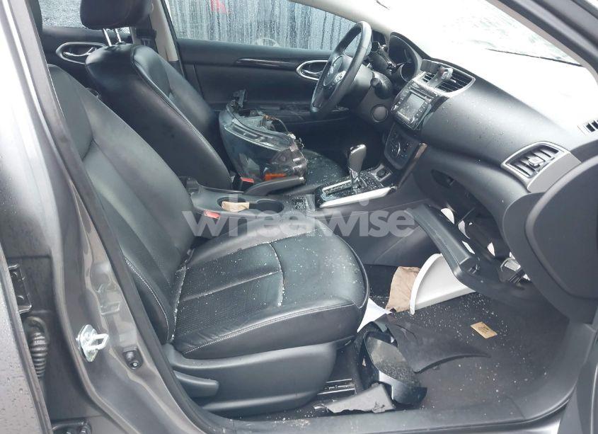 Photo 5 of 2017 Nissan Sentra SL (VIN 3N1AB7AP5HY215381)