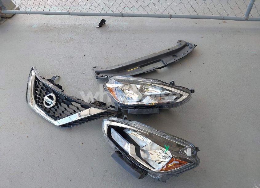 Photo 12 of 2017 Nissan Sentra SV (VIN 3N1AB7AP5HY243973)