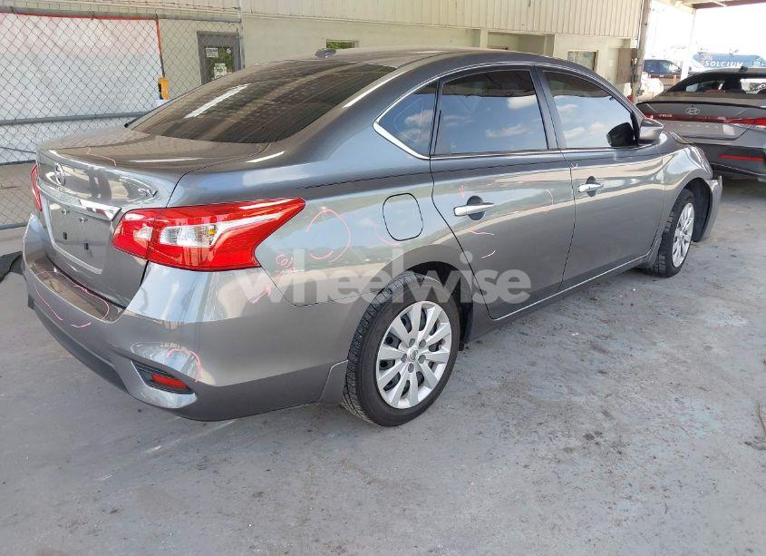 Photo 4 of 2017 Nissan Sentra SV (VIN 3N1AB7AP5HY243973)