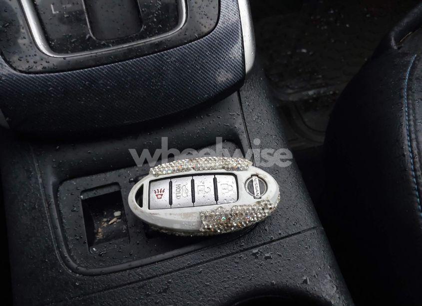 Photo 11 of 2017 Nissan Sentra SR (VIN 3N1AB7AP5HY251569)