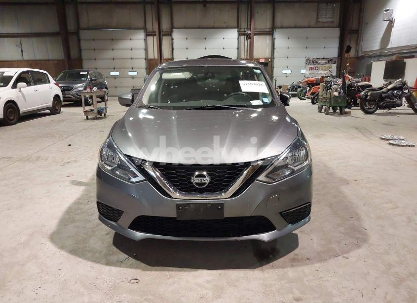 Photo 13 of 2017 Nissan Sentra S (VIN 3N1AB7AP5HY271062)