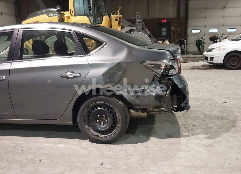 Photo 6 of 2017 Nissan Sentra S (VIN 3N1AB7AP5HY271062)