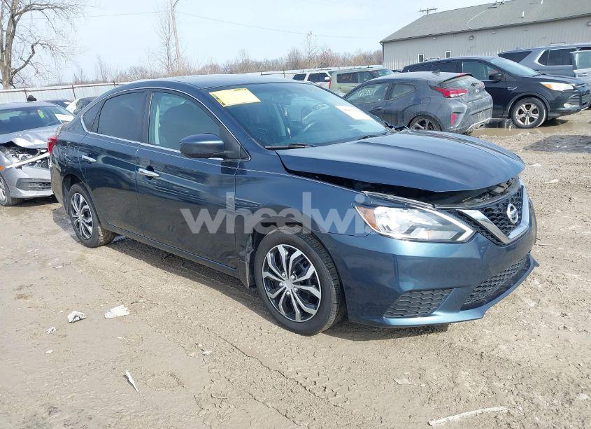 2017 Nissan Sentra SV (VIN 3N1AB7AP5HY276164) main photo