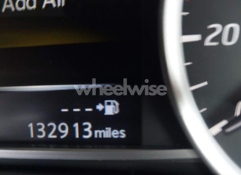 Photo 7 of 2017 Nissan Sentra SV (VIN 3N1AB7AP5HY276164)