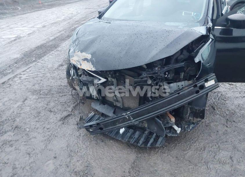 Photo 6 of 2017 Nissan Sentra SV (VIN 3N1AB7AP5HY291571)