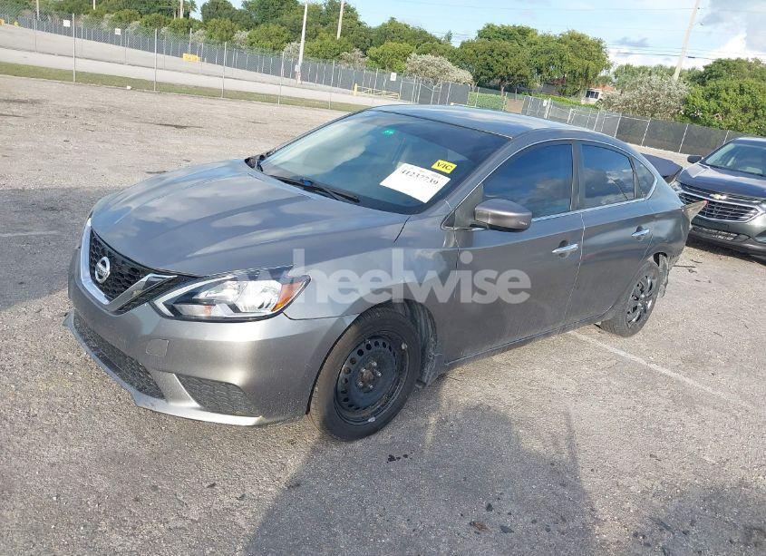 Photo 2 of 2017 Nissan Sentra S (VIN 3N1AB7AP5HY297161)