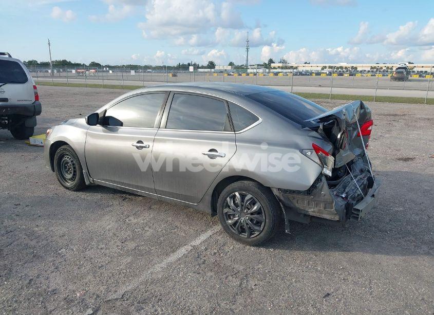 Photo 3 of 2017 Nissan Sentra S (VIN 3N1AB7AP5HY297161)
