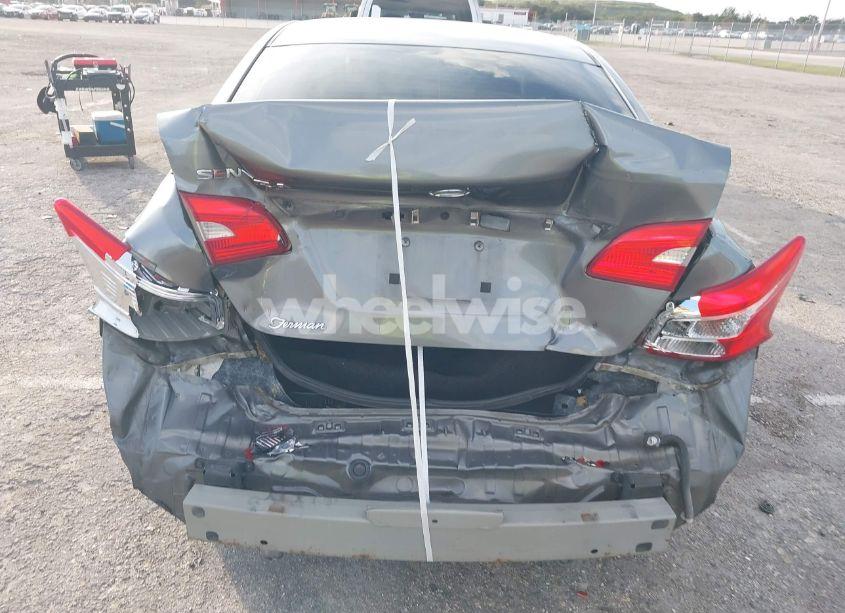 Photo 6 of 2017 Nissan Sentra S (VIN 3N1AB7AP5HY297161)