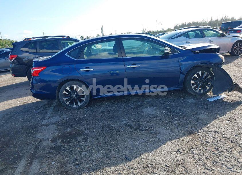 Photo 4 of 2017 Nissan Sentra SR (VIN 3N1AB7AP5HY301600)