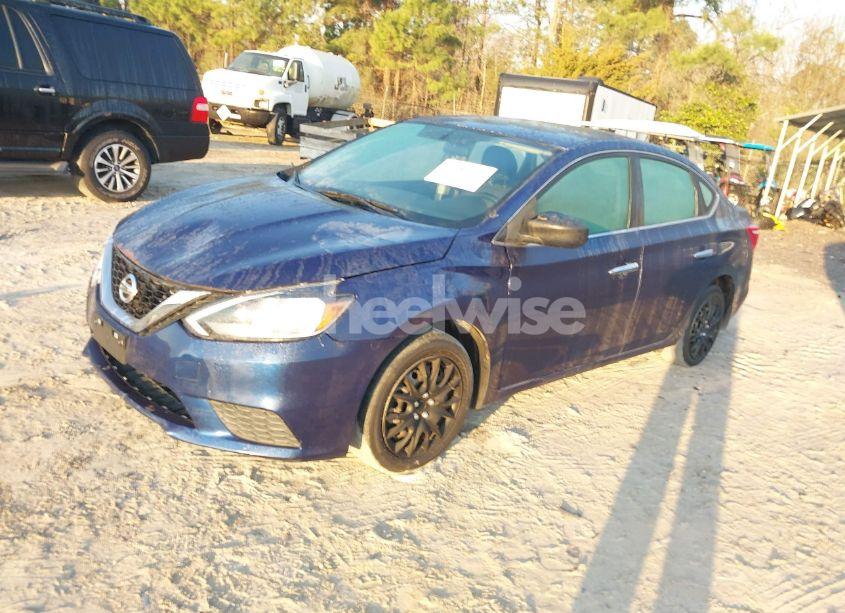 Photo 2 of 2017 Nissan Sentra SV (VIN 3N1AB7AP5HY301774)