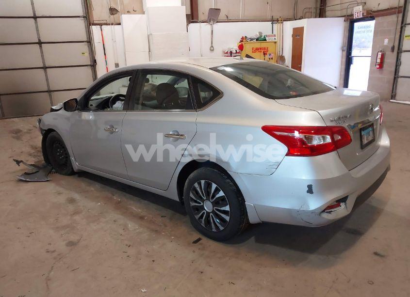 Photo 3 of 2017 Nissan Sentra SV (VIN 3N1AB7AP5HY302097)