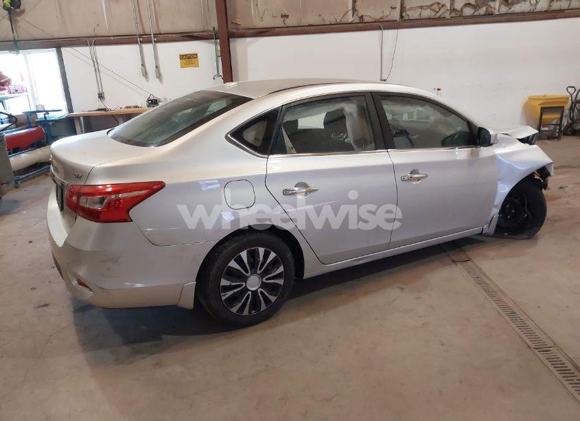 Photo 4 of 2017 Nissan Sentra SV (VIN 3N1AB7AP5HY302097)