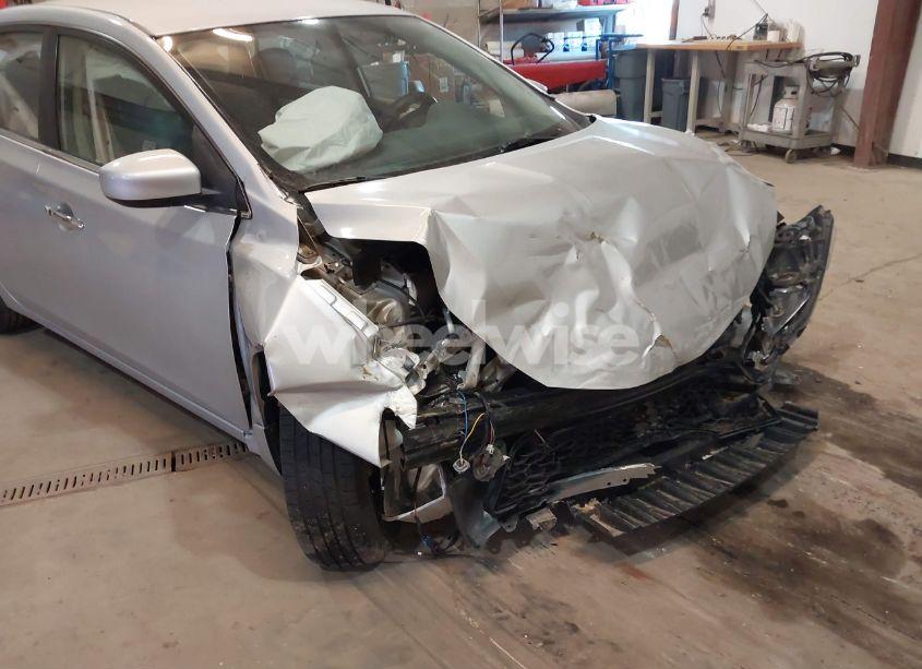 Photo 6 of 2017 Nissan Sentra SV (VIN 3N1AB7AP5HY302097)