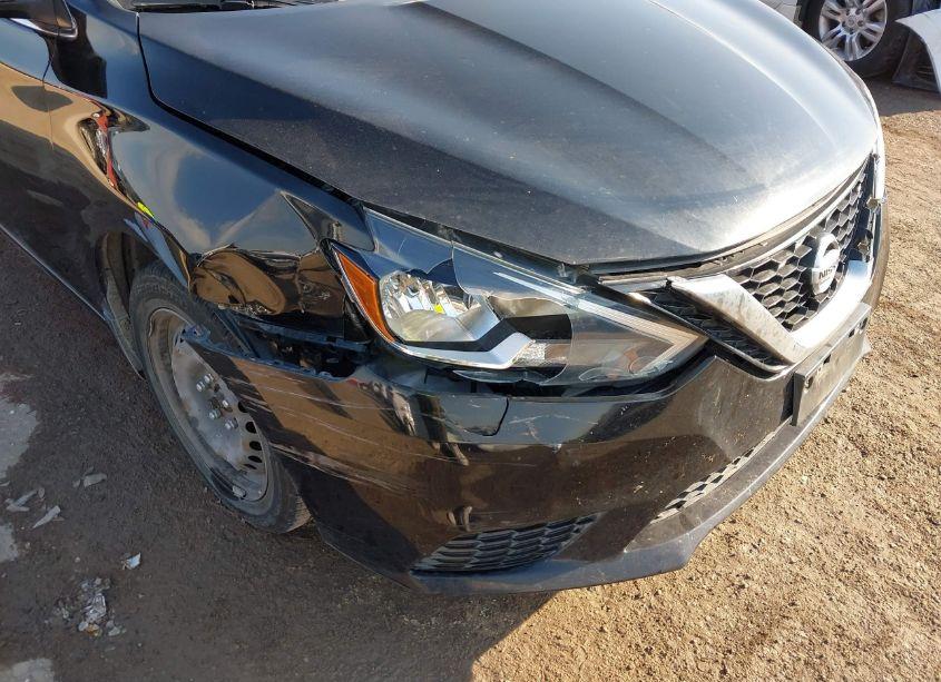 Photo 6 of 2017 Nissan Sentra S (VIN 3N1AB7AP5HY304772)