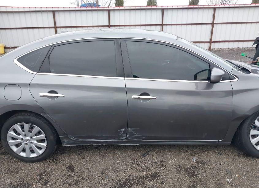 Photo 13 of 2017 Nissan Sentra SV (VIN 3N1AB7AP5HY308949)