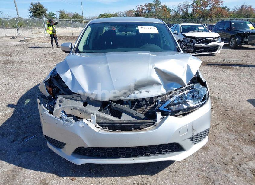 Photo 12 of 2017 Nissan Sentra SV (VIN 3N1AB7AP5HY316727)