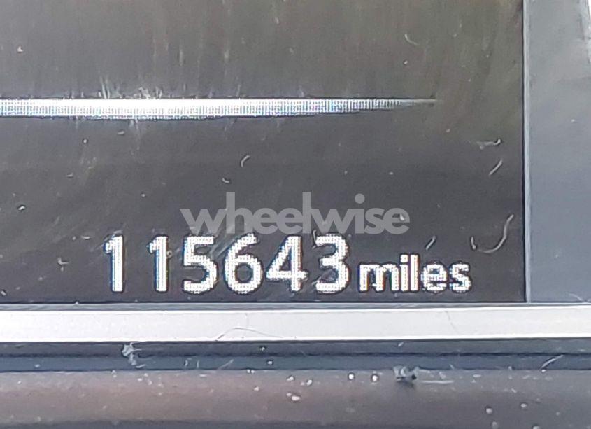 Photo 15 of 2017 Nissan Sentra SV (VIN 3N1AB7AP5HY316727)