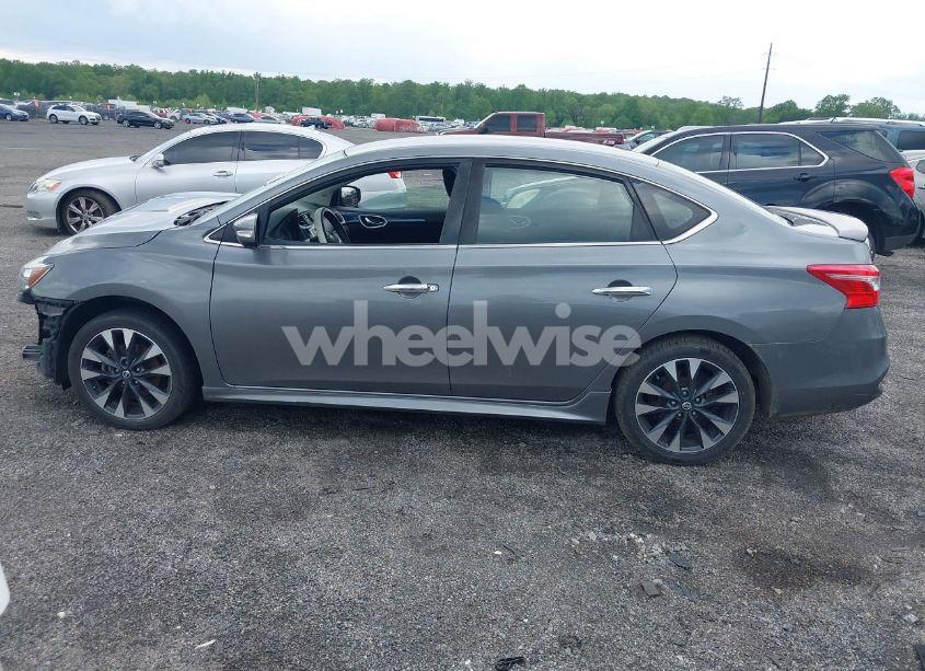 Photo 14 of 2017 Nissan Sentra SR (VIN 3N1AB7AP5HY319921)