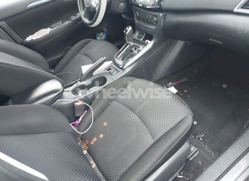 Photo 5 of 2017 Nissan Sentra SR (VIN 3N1AB7AP5HY319921)