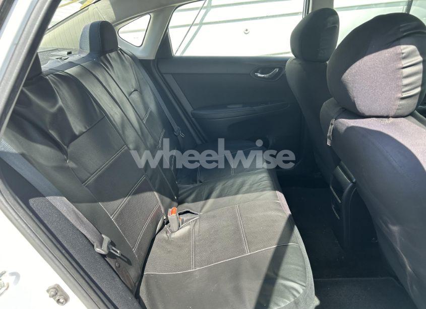 Photo 7 of 2017 Nissan Sentra S (VIN 3N1AB7AP5HY323628)