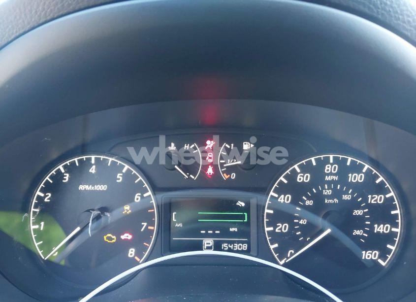 Photo 7 of 2017 Nissan Sentra S (VIN 3N1AB7AP5HY329039)