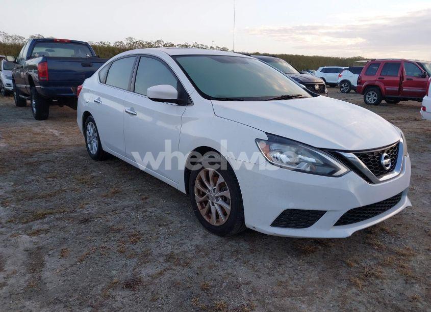 2017 Nissan Sentra SV (VIN 3N1AB7AP5HY329669) main photo