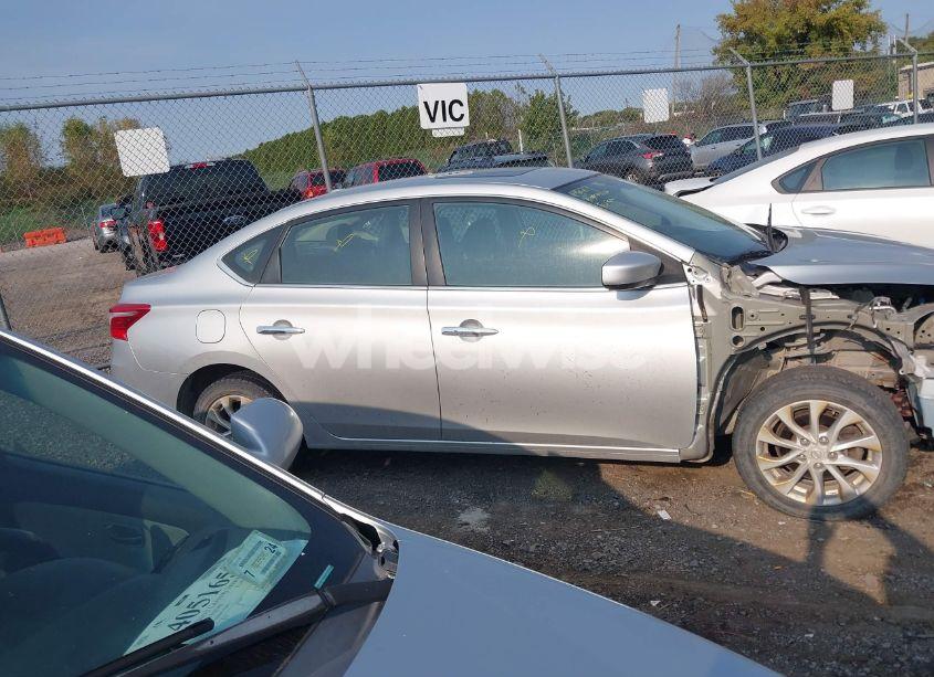 Photo 14 of 2017 Nissan Sentra SV (VIN 3N1AB7AP5HY339246)