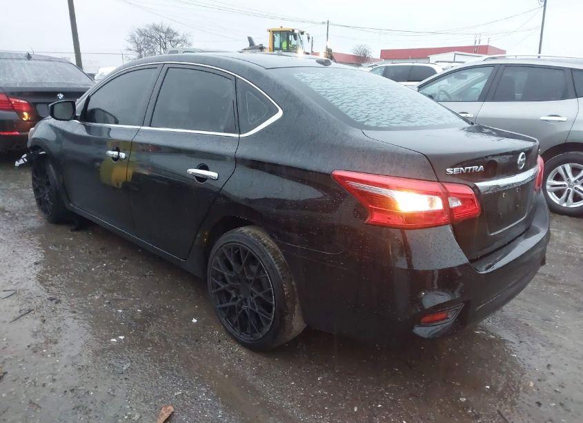 Photo 3 of 2017 Nissan Sentra SV (VIN 3N1AB7AP5HY342437)