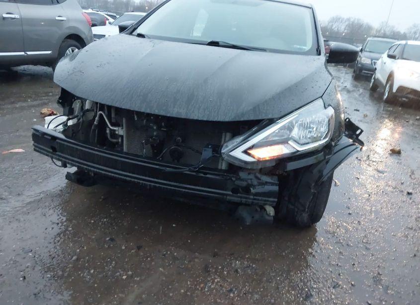 Photo 6 of 2017 Nissan Sentra SV (VIN 3N1AB7AP5HY342437)