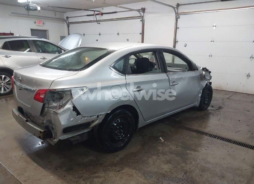 Photo 4 of 2017 Nissan Sentra S (VIN 3N1AB7AP5HY363420)