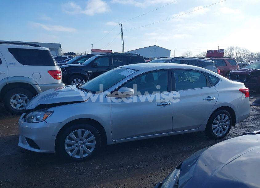 Photo 14 of 2017 Nissan Sentra SV (VIN 3N1AB7AP5HY363997)