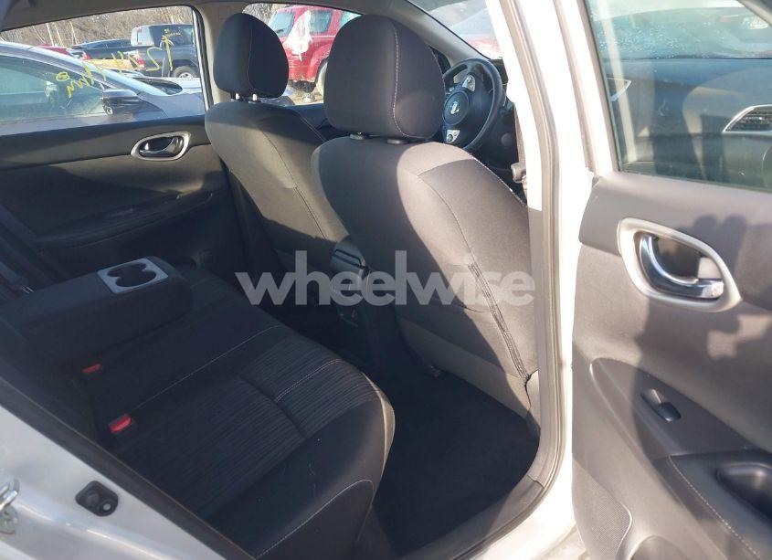 Photo 8 of 2017 Nissan Sentra SV (VIN 3N1AB7AP5HY363997)